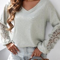 Дамска блуза в сиво с дълъг ръкав и ефектна бродерия, снимка 1 - Блузи с дълъг ръкав и пуловери - 44414688