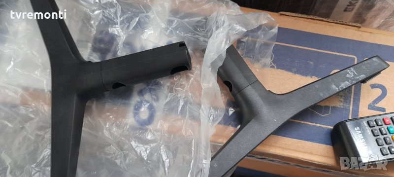 Стойкa за телевизор SAMSUNG модел UE43NU7092, снимка 1