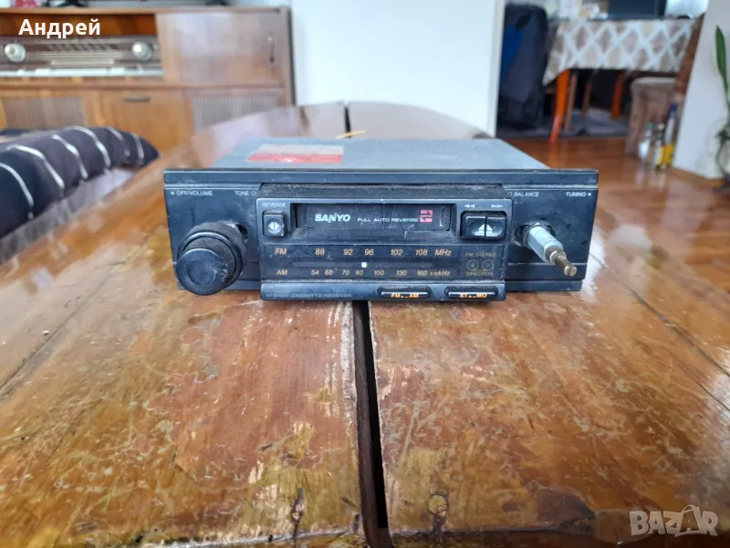 Старо автомобилно радио,радиокасетофон SANYO, снимка 1
