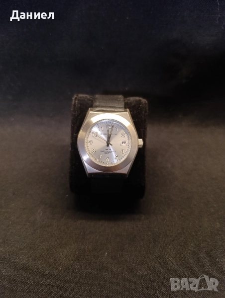 Часовник Geoffrey Beene, снимка 1