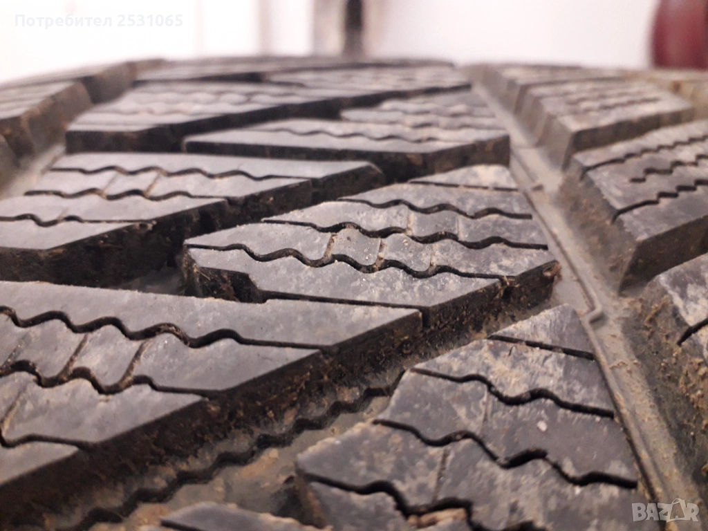 Гуми Hankook зимни 315 35 20, снимка 1