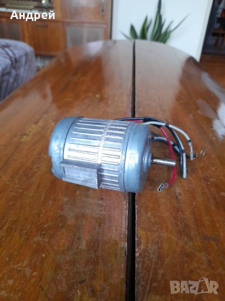 Стар електромотор, снимка 1