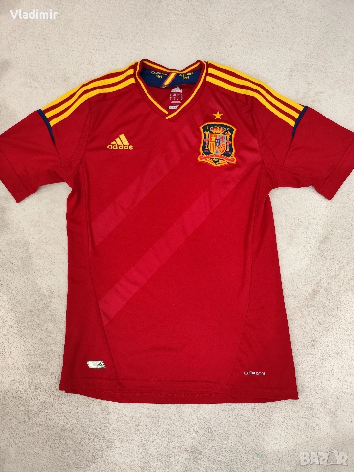 Оригинална футболна тениска на Испания , снимка 1