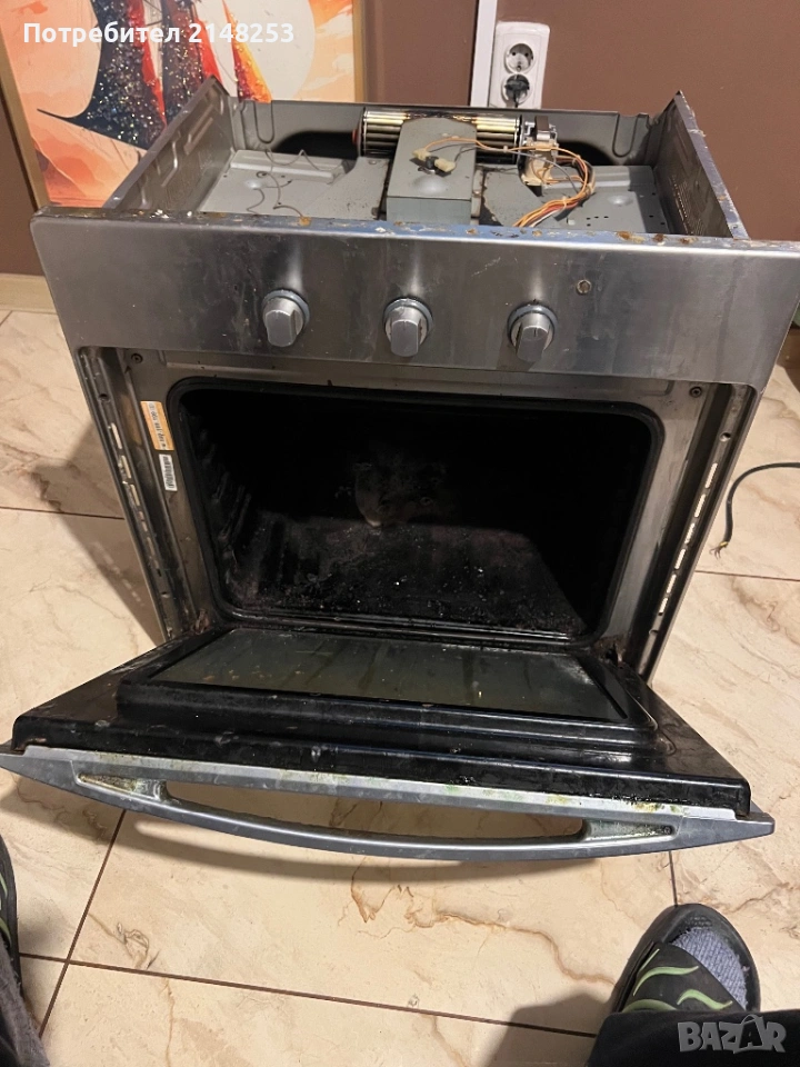 Фурна за вграждане / Hotpoint-Ariston FB 51.1 IX на части, снимка 1