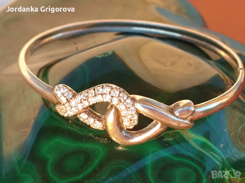 Сребърна, твърда гривна с естествени камъни - елипса, снимка 1