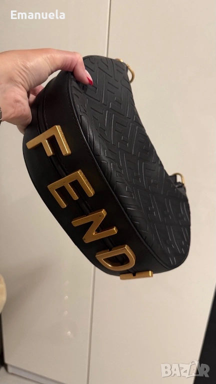 Дамска чанта FENDI, снимка 1
