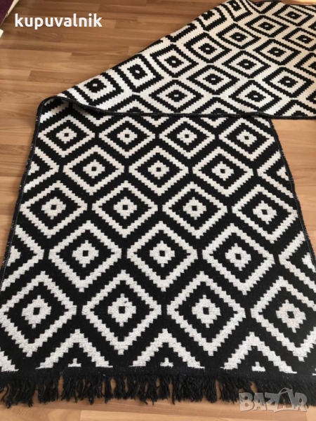 Пътеки и килими с чипровски десен, снимка 1