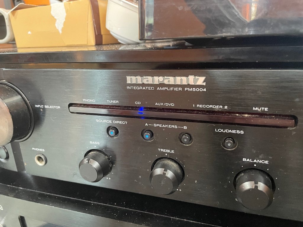 Marantz PM5004 Stereo integrated amplifier at Crutchfield