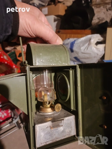 Военен газов фенер.