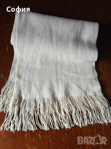 Дамски шалове, снимка 9 - Шалове - 39864039