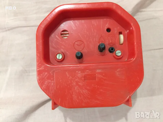 Настолни и стенни часовници - електронни  и ръчни от соца, снимка 6 - Други ценни предмети - 22271392