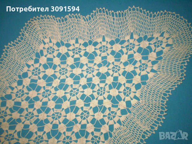 Винтидж  плетена на една кута покривчица цвят екрю