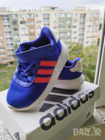 детски маратонки Адидас, снимка 7 - Детски маратонки - 47530565