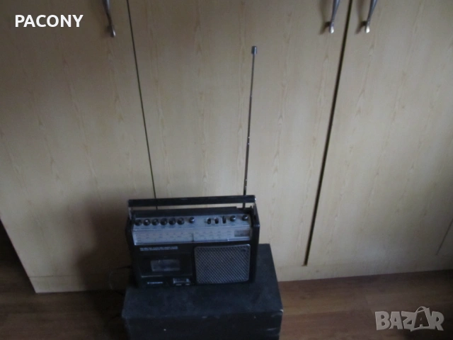 Японски радио касетофон TEKNIKA  made in Japan, снимка 3 - Радиокасетофони, транзистори - 51788631
