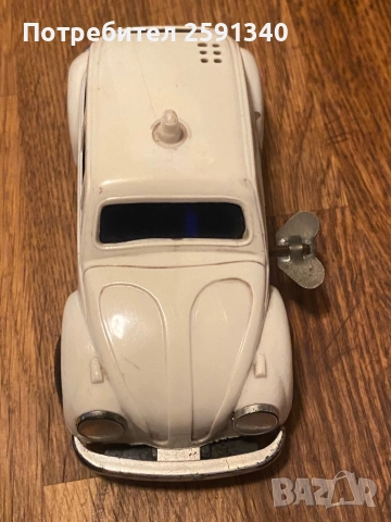 1970-те години KANTO TOYS ЯПОНСКА ПОЛИЦЕЙСКА ПАТРУЛНА КОЛА С ЧАСОВНИКОВ МЕХАНИЗЪМ VOLKSWAGEN BEETLE 