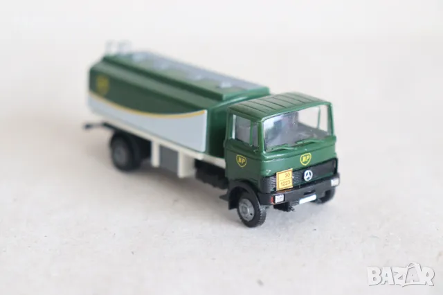 ROCO??? H0 1/87 MERCEDES ЦИСТЕРНА КАМИОН ИГРАЧКА МОДЕЛ, снимка 6 - Колекции - 49633688