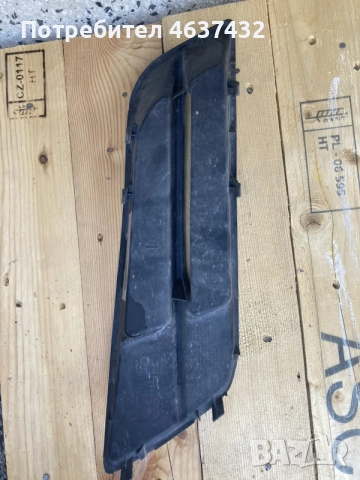 Решетка предна броня TOYOTA Corolla лява, снимка 2 - Аксесоари и консумативи - 55805587