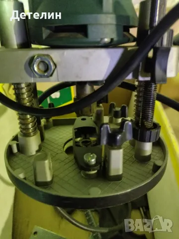 Професионална оберфреза Bosch, снимка 3 - Други инструменти - 49334284