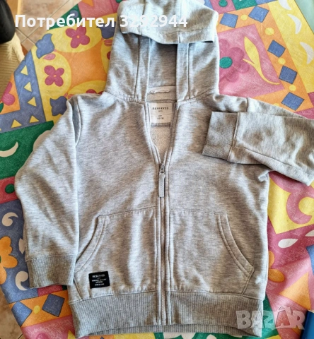 Детски дрехи в лот с дънки ,блузи,панталон,сако 110/116, снимка 10 - Детски панталони и дънки - 53586437