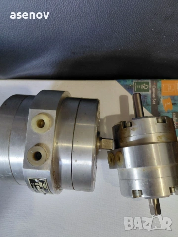 хидравлична задвижка, снимка 2 - Резервни части за машини - 53112797