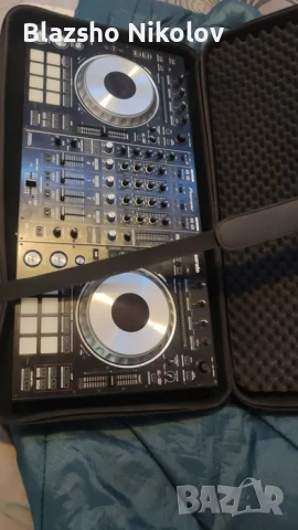 Pioneer DDJ-SZ DJ Controller + UDG case, снимка 3 - Ресийвъри, усилватели, смесителни пултове - 53089944