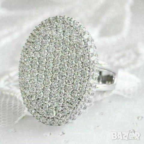 Дамски пръстен с бели циркони