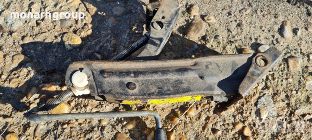 Авариен комплект + крик +резервна гума, снимка 7 - Аксесоари и консумативи - 39249177