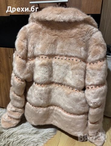 Палто с заешки косъм, снимка 2 - Палта, манта - 52640866