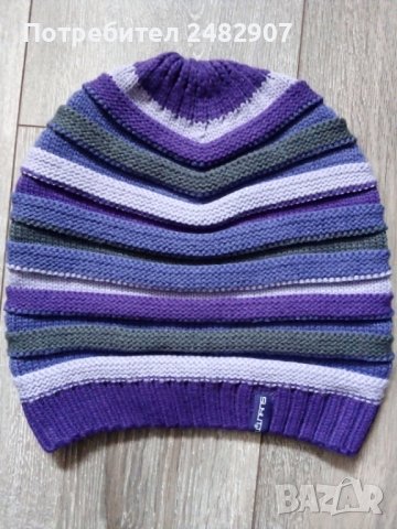 Лилава плетена шапка, снимка 2 - Шапки - 41861551
