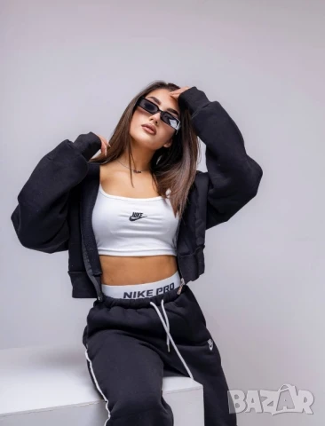 дамски екипи Nike , снимка 4 - Спортни екипи - 51165343