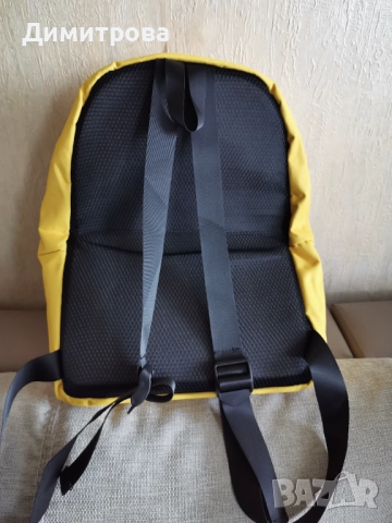 Нова раница с арт принт коте и слънчогледи, снимка 2 - Раници - 52872092