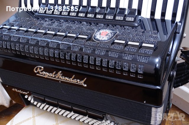 Акордеон Роял Стандард Метеор 120 баса, снимка 3 - Акордеони - 41695959