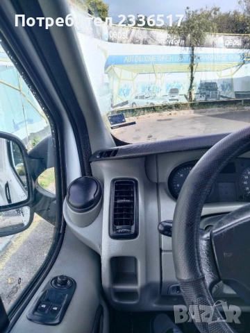 Opel Vivaro, снимка 7 - Бусове и автобуси - 52106923