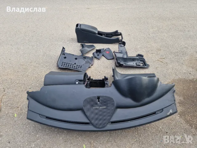 Табло жабка кори подлакътник Mercedes C-Class sport coupe , снимка 5 - Части - 50394280