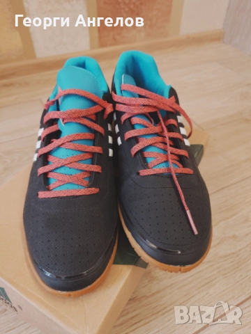 Обувки за зала Adidas, снимка 3 - Спортни обувки - 52340113