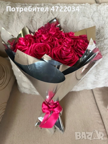 Букет от сатенени рози, снимка 4 - Подаръци за жени - 53392764