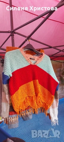 Продавам нов дамски пуловер универсален размер !, снимка 2 - Блузи с дълъг ръкав и пуловери - 51395212