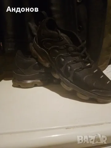 Nike VaporMax AirMax 45 номер, снимка 2 - Маратонки - 56269836