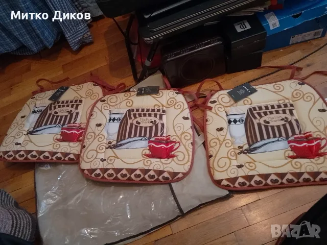 подложки за стол три броя нови маркови на Далила с торба 375х330мм нови