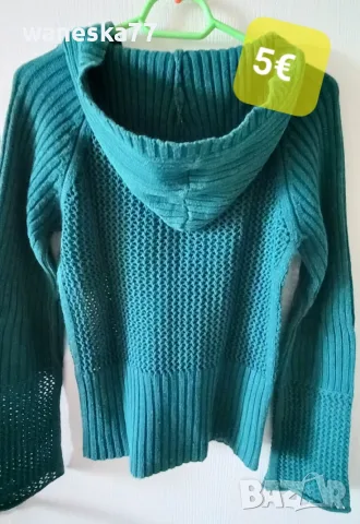 Дамски суичъри и блузки от 3 до 5€, S/M, снимка 11 - Суичъри - 55858137