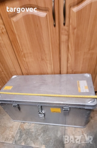 алуминиев летателен сандък плюс катинар abus