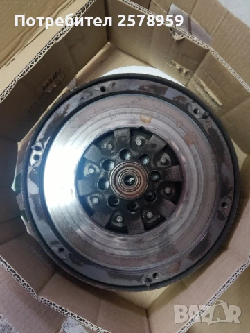 Демферен маховик за Спринтер 311CDI, снимка 2 - Части - 51316621