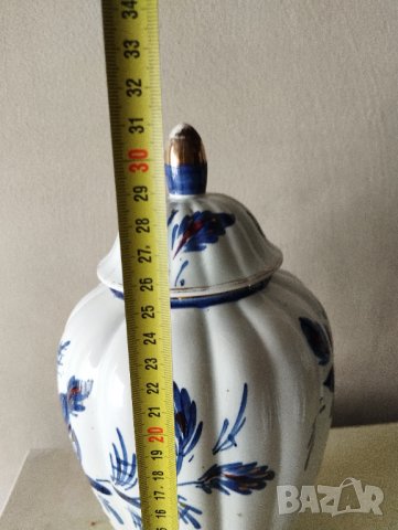 порцеланова купа с капак, снимка 2 - Антикварни и старинни предмети - 41917615