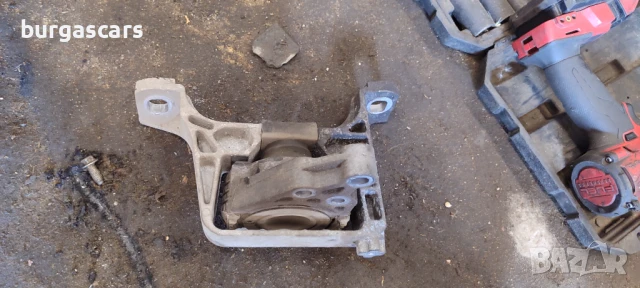 Тампон двигател Mazda 3 1.6-105к.с. - 80лв, снимка 3 - Части - 51066102