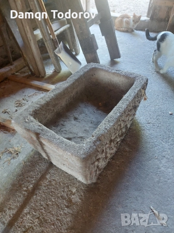 Чакрък, Старинен Сандък, Корито от дялан камък, снимка 9 - Антикварни и старинни предмети - 51482226