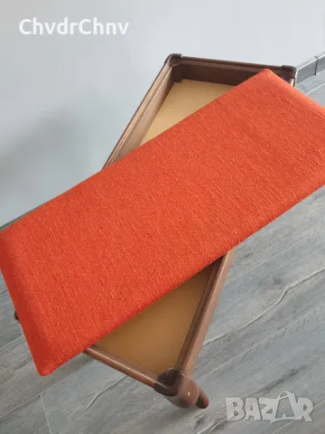 Стар дървен стол за пиано/табуретка-пейка с подвижна седалка 48см, снимка 2 - Столове - 49376927