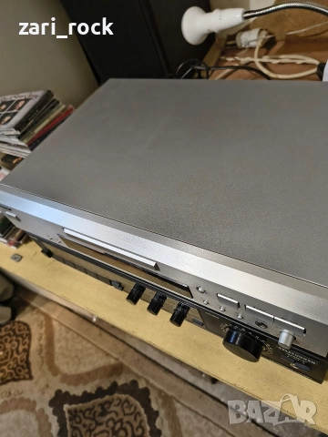 Cd player ONKYO DX-7333