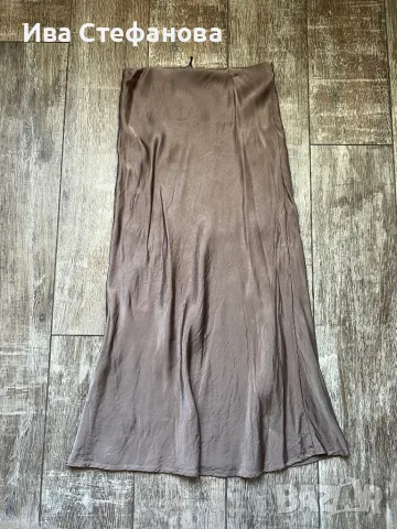 Нова дълга бежова nude цвят елегантна сатенена сатен пола за всякакъв повод тип трапец  русалка, снимка 6 - Поли - 48863482