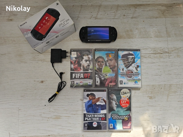 Sony PlayStation Portable (PSP) Street E1004