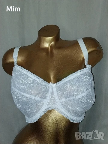 M&S 95 G Бял дантелен сутиен